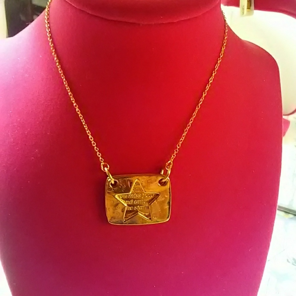 FOXY ORIGINALS 🌟 STAR 🌟 NECKLACE!